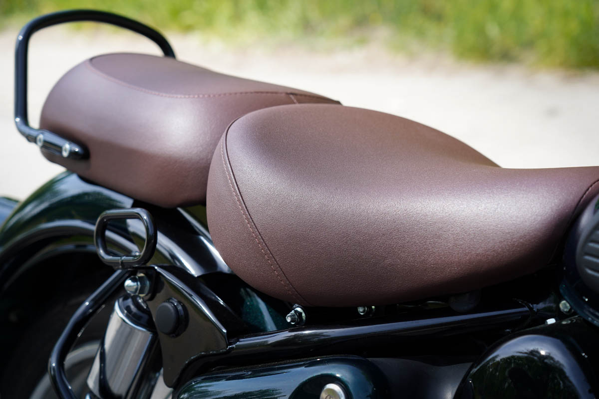 royal_enfield_classic_350_2022_14