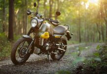 Royal Enfield Scram 411 en pistas