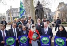 sadhguru-begins-100-day-sadhguru-at-parliament-square-london-on-march-21-2022