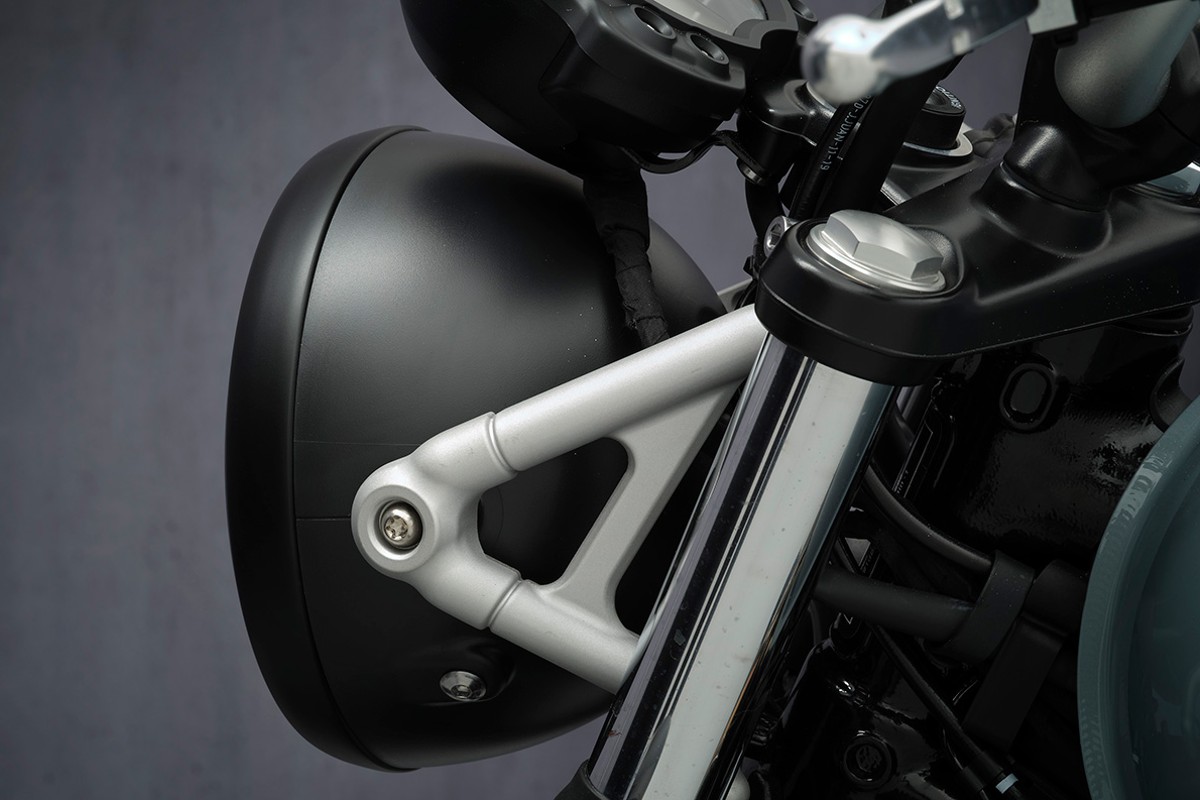 street-scrambler-rtr-image-block-1-1410x793