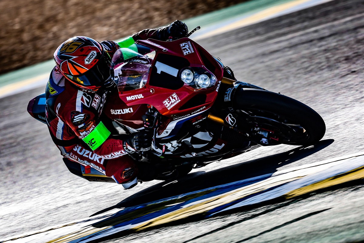 Colaboración de Suzuki y Yoshimura