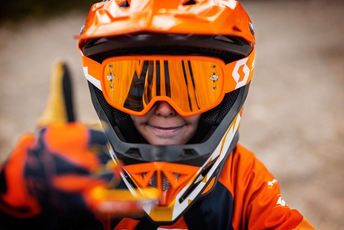 "KTM E-MINI ACADEMY"