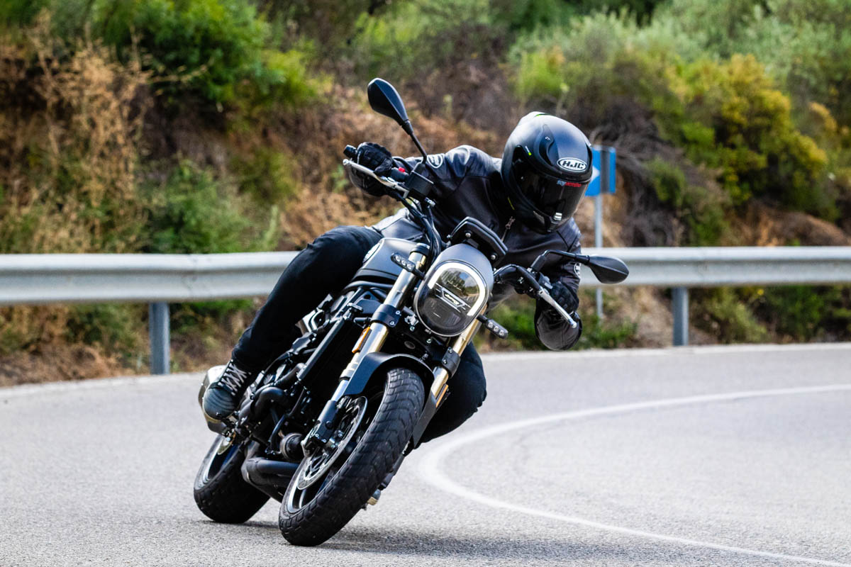 benelli_leoncino_800_2022_03