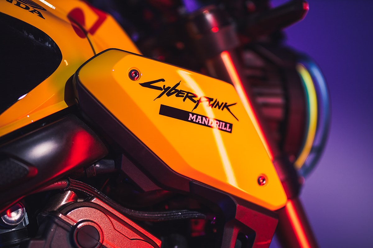 Honda CB650R Cyberpunk 2077