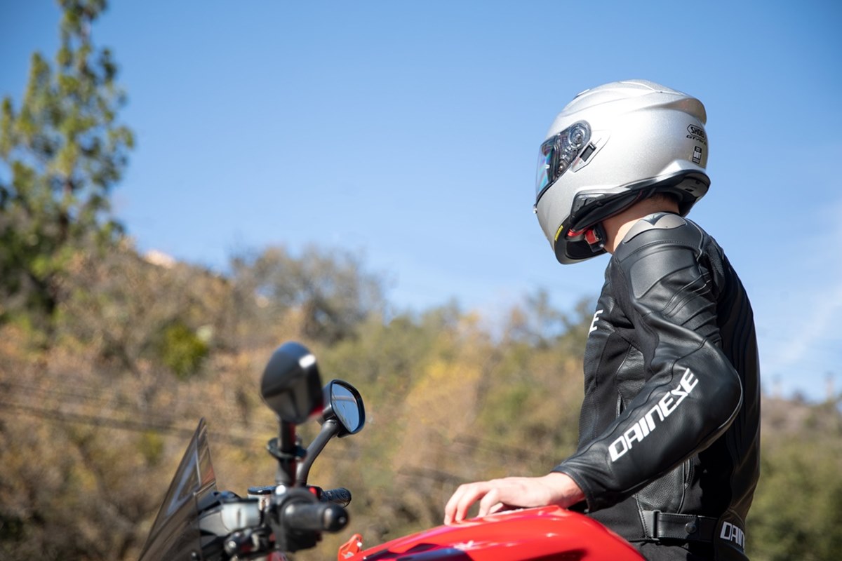 Nuevo intercomunicador de moto Sena SRL-MESH
