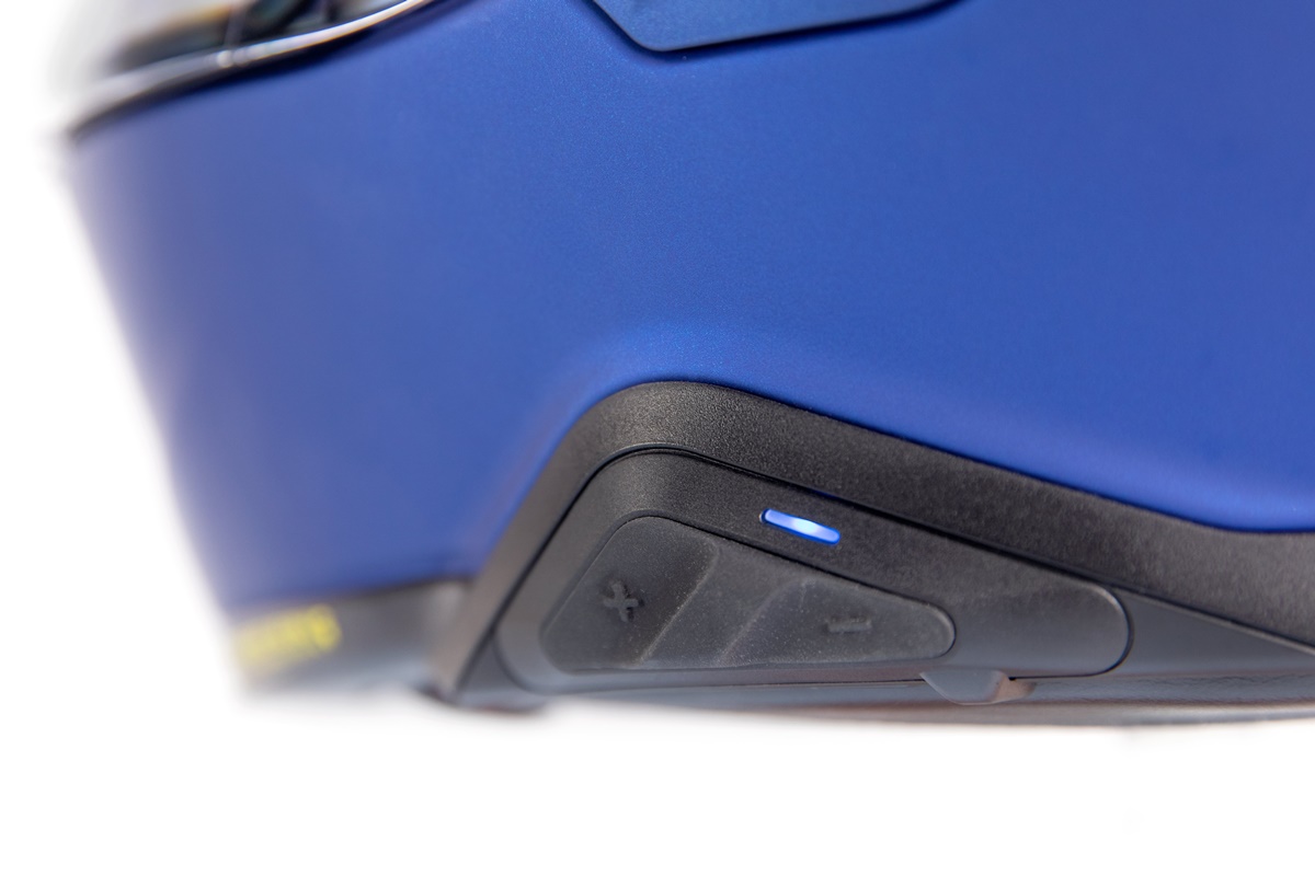 Nuevo intercomunicador de moto Sena SRL-MESH