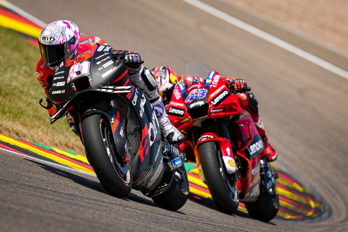 Aleix Espargaró hizo todo lo posible por conservar el tercero