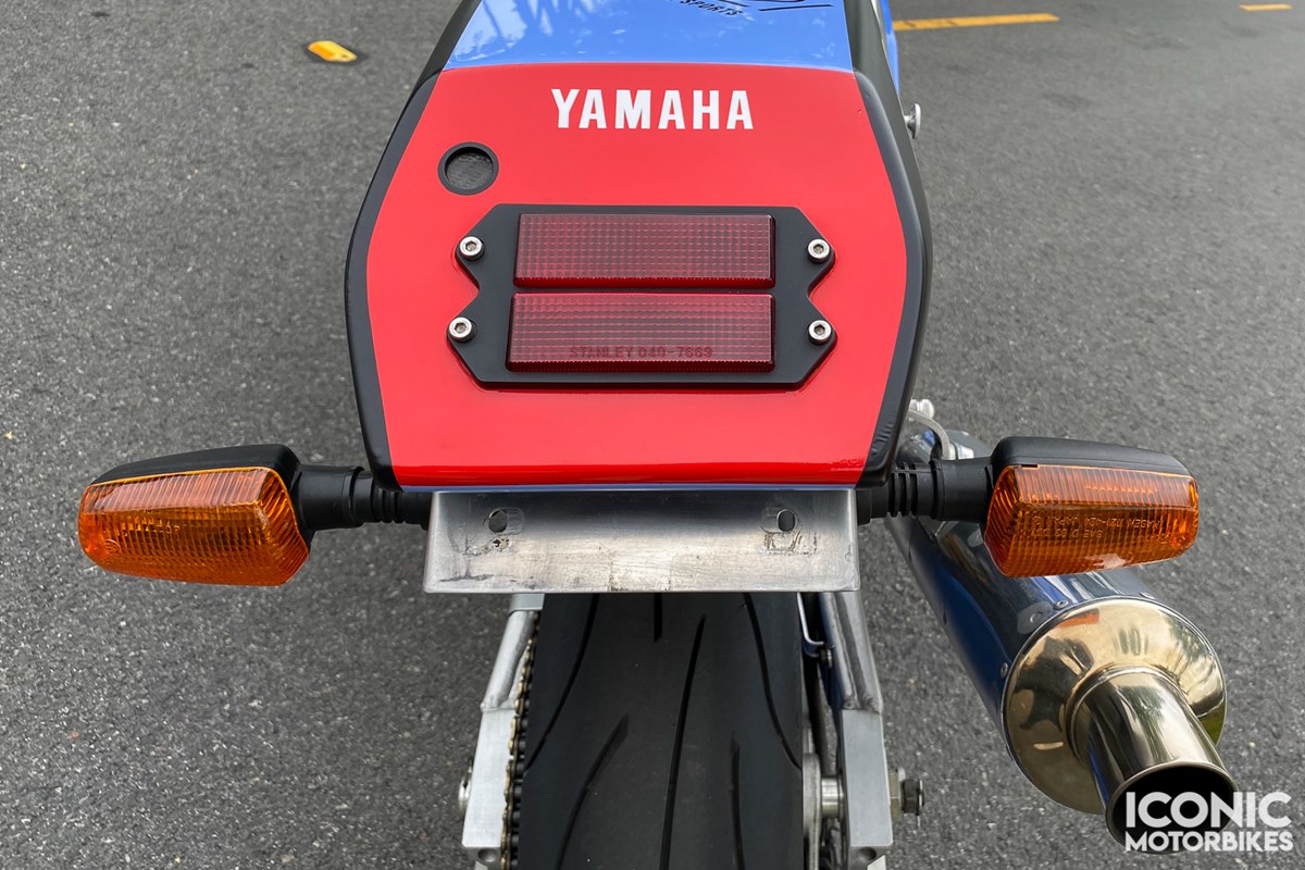 Yamaha FZR750R OW01 Shiseido Tech 21