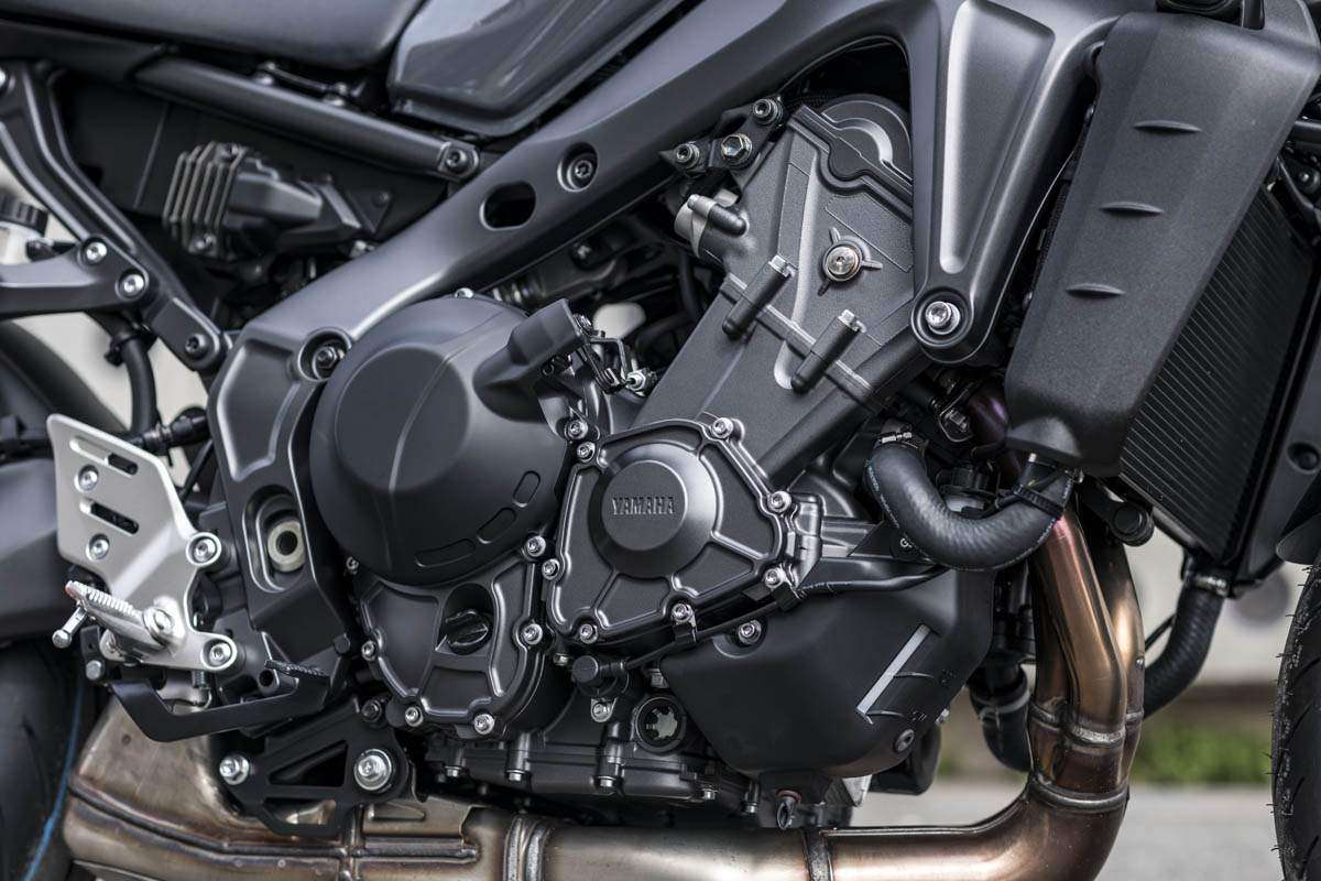 yamaha_mt09_2021_24_0