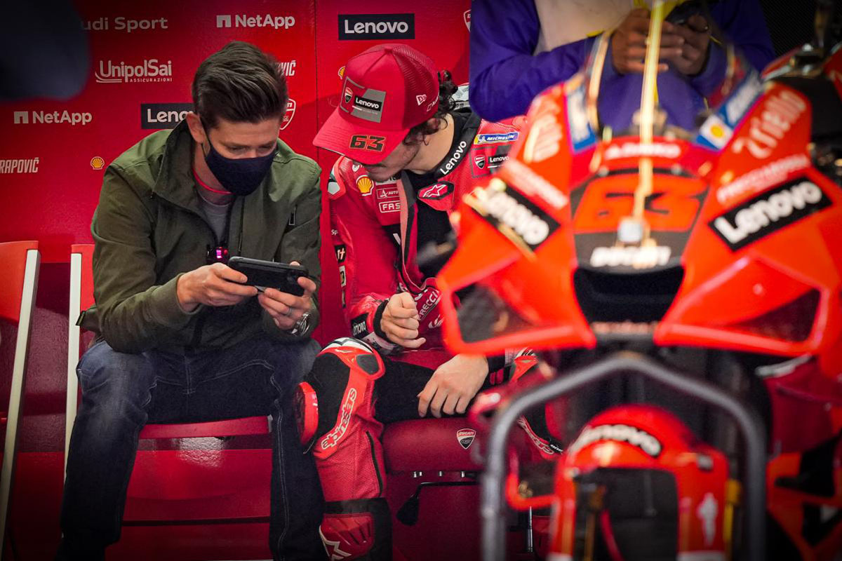Stoner con Bagnaia en 2021