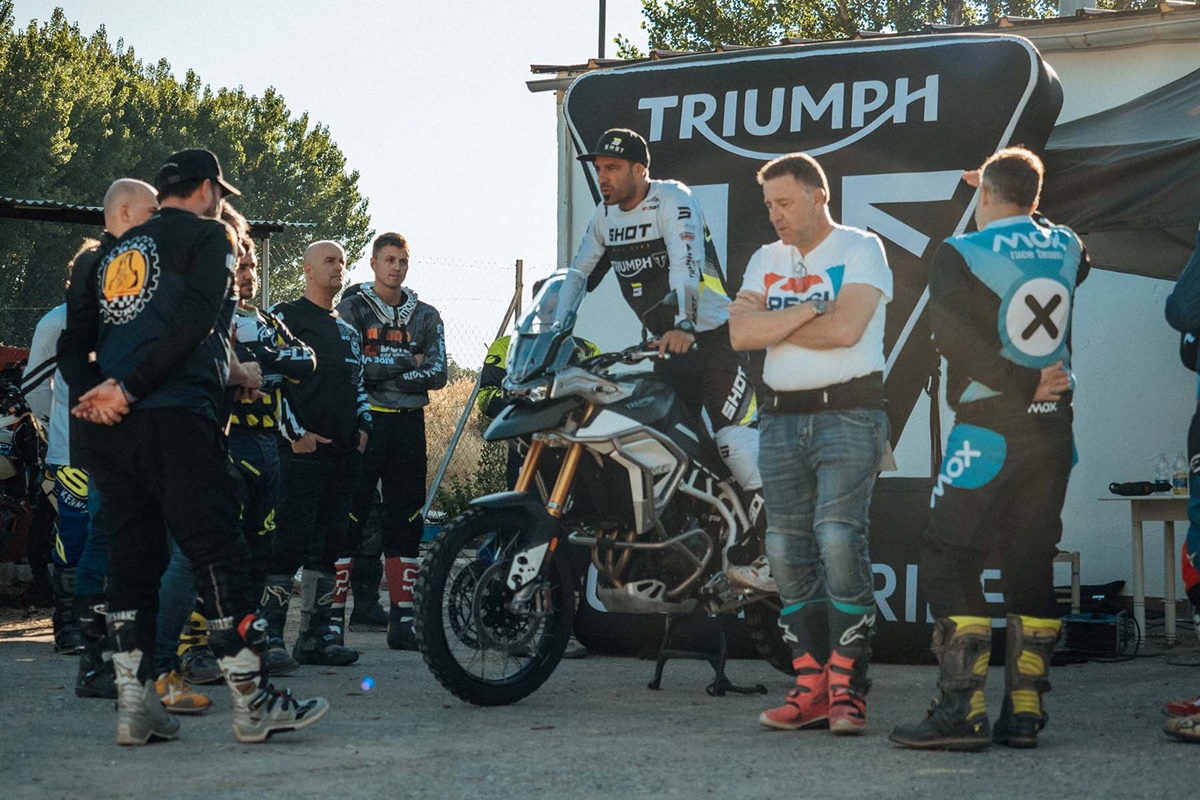 Fase final becas Triumph 1000 Dunas 2022