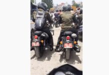 Unidades de prueba entre el tráfico indio