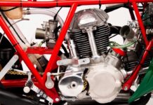 Réplica de la Ducati 900SS de Mike Hailwood