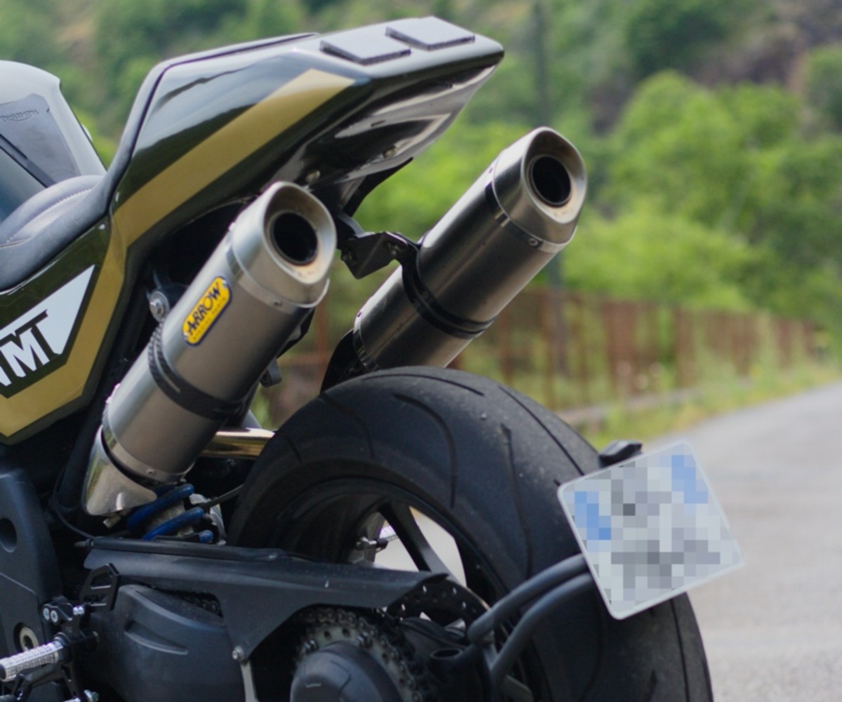 triumph-speed-triple-rc30_15