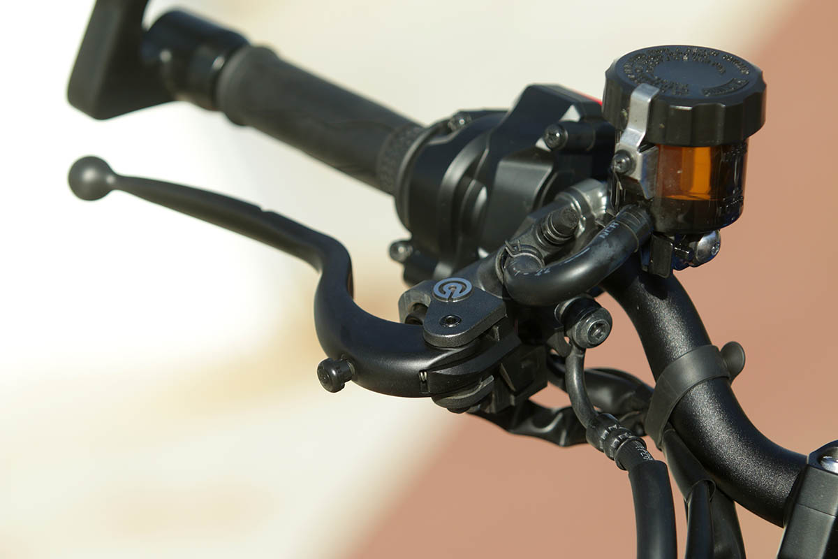 brd_neorretro_yamaha_xsr900_2022_12