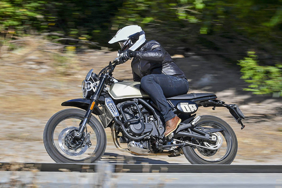 brixton_crossfire_500_xc_2022_07