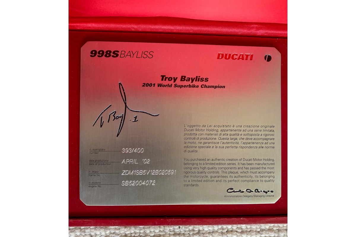 Ducati 998S 2002 Troy Bayliss #393