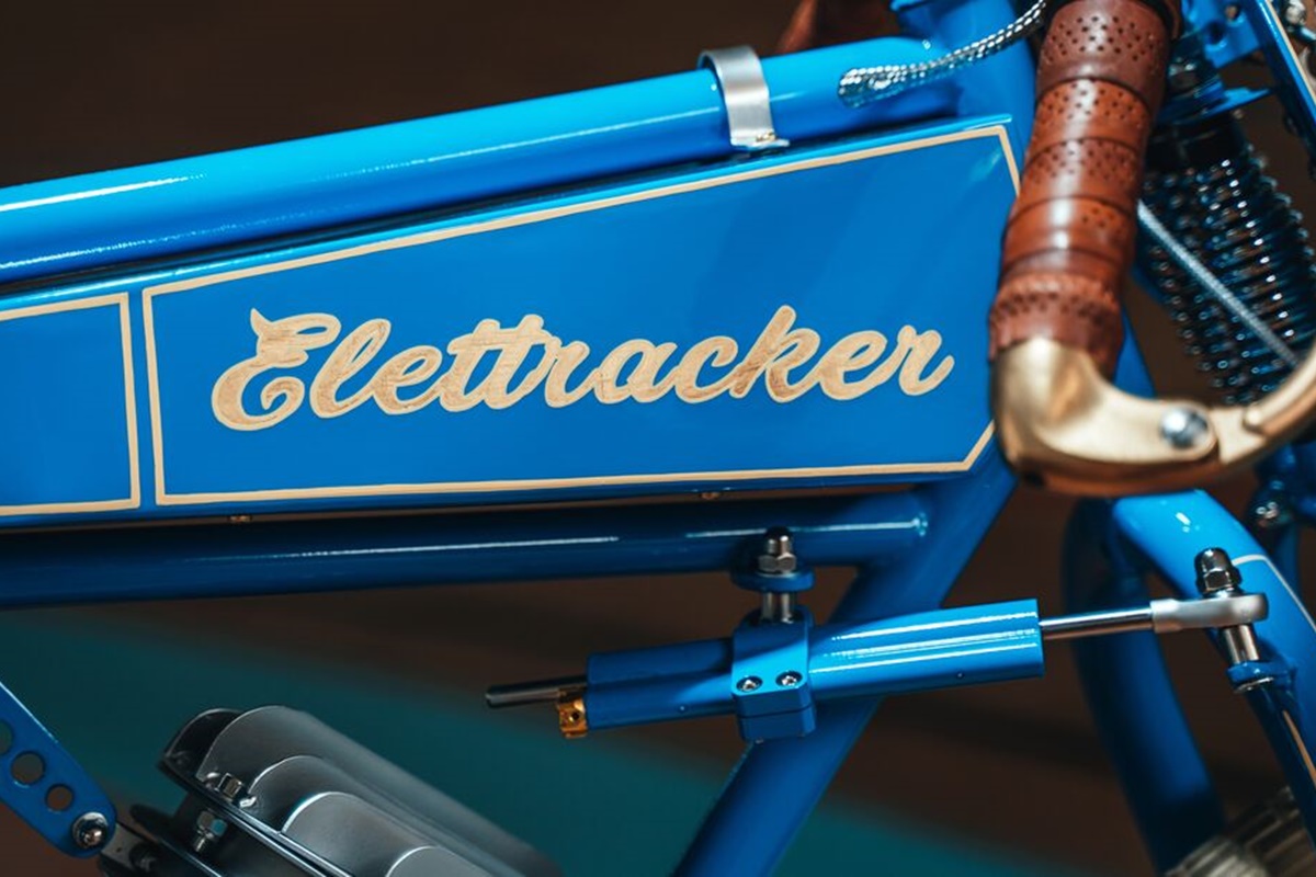 Elettracker obra de GDesign