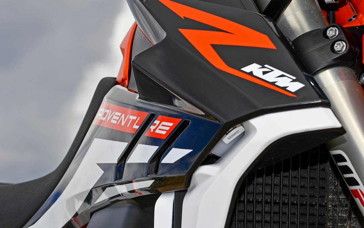 ktm_890_adventure_r_2022_19