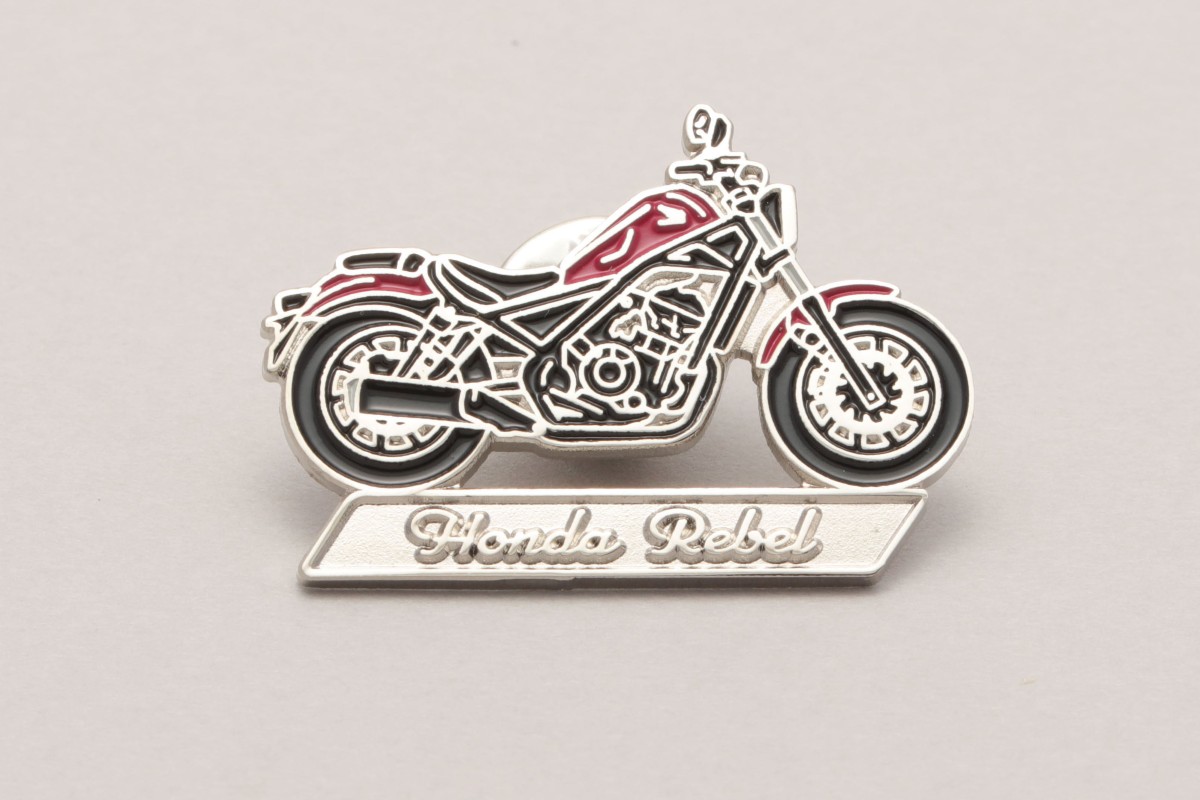 Pin Honda Rebel roja