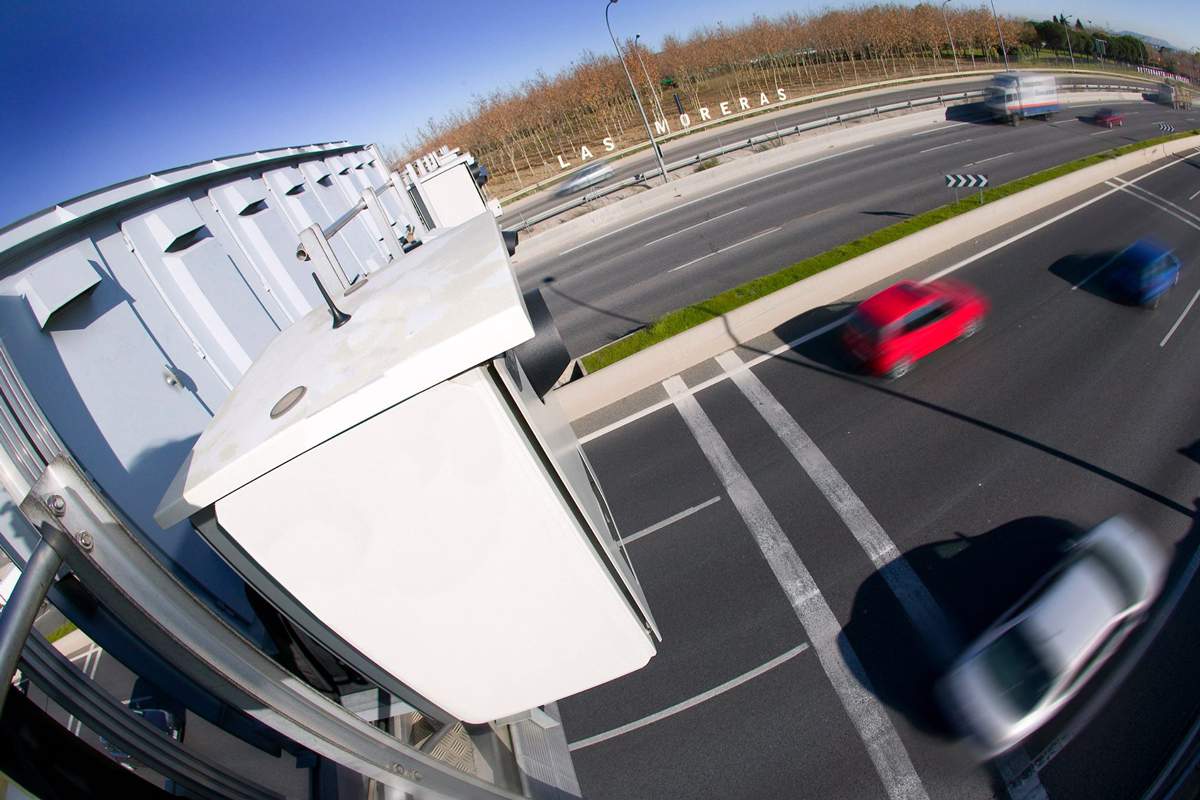 Las autovías y autopistas también tendrán nuevos radares