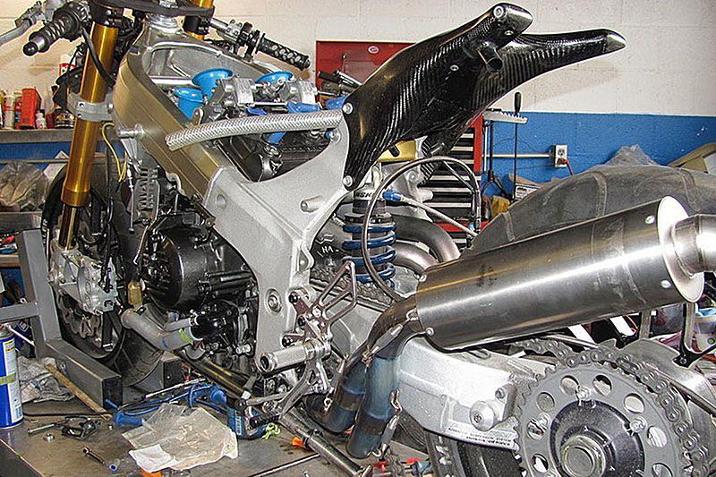 La moto tiene un trabaja enorme de preparación por detrás