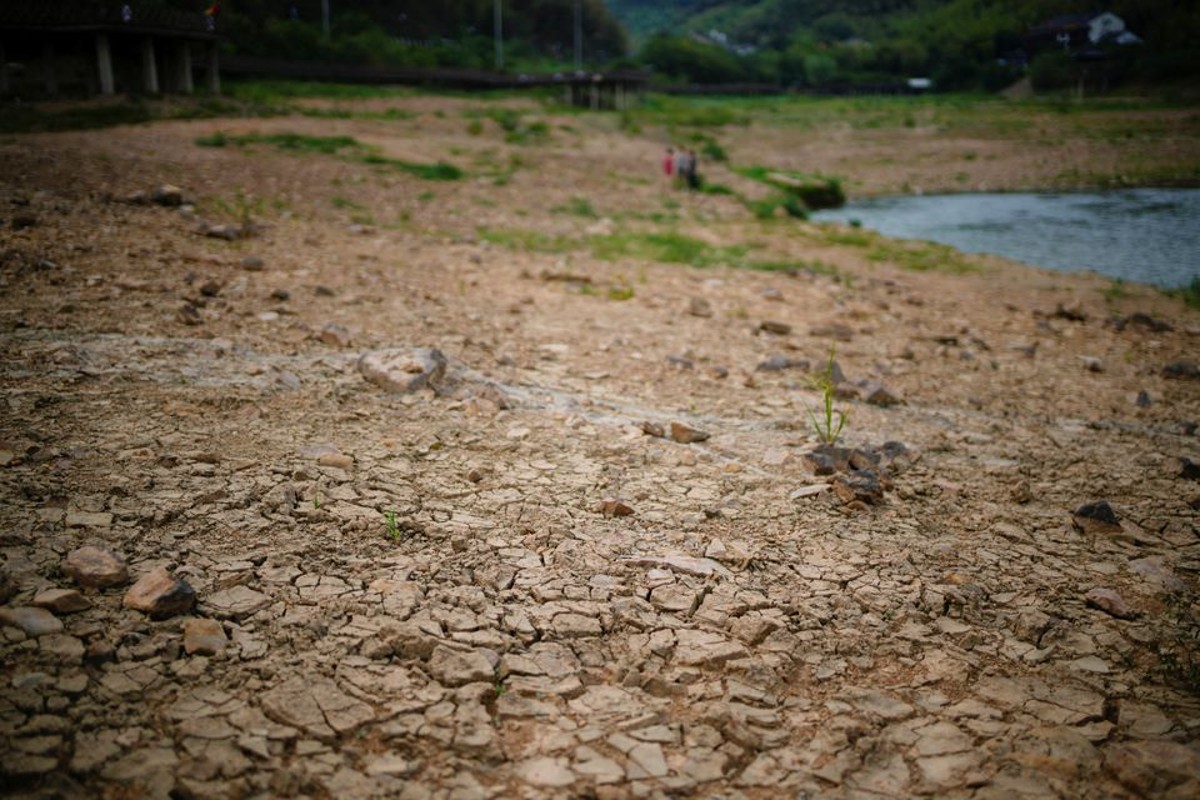 Río sin apenas caudal por la sequía