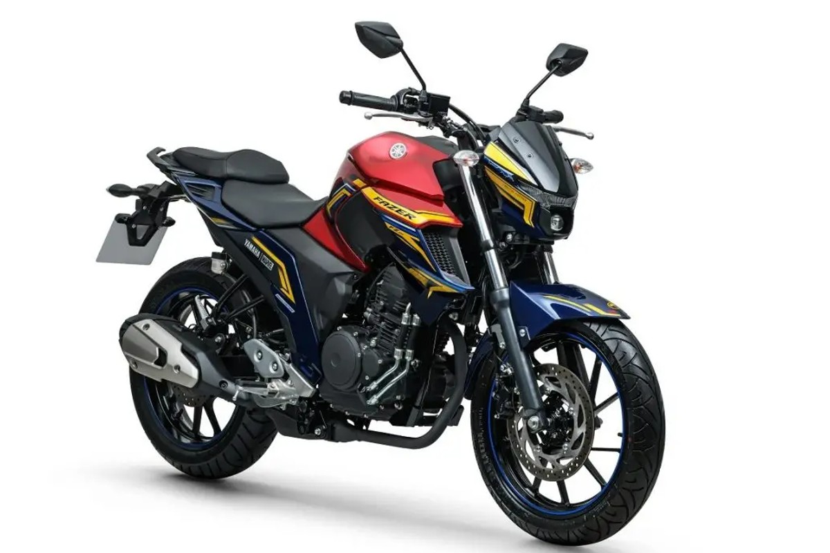 Yamaha FZ25 Thor, Love & thunder vista frontal