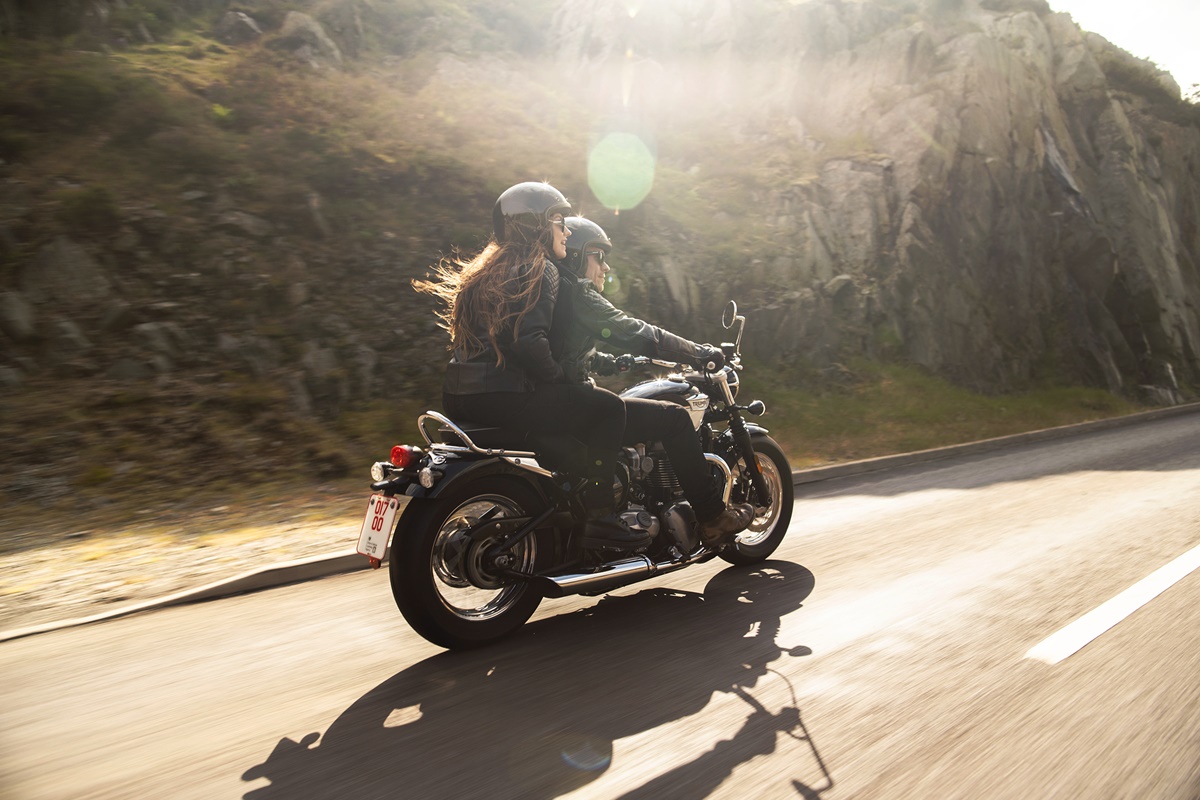 cool_tours_triumph_13