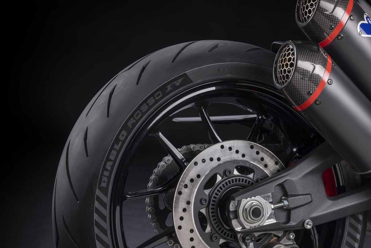 Nueva Ducati Monster SP 2023