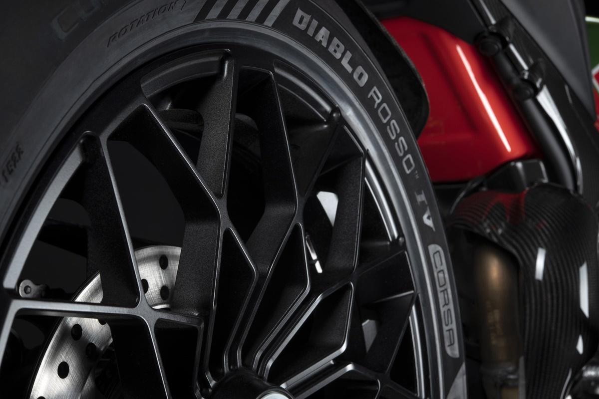Ducati Streetfighter V4 Lamborghini 2023