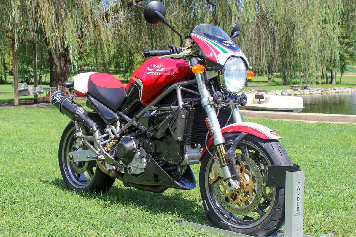 Motos de ensueño a la venta: Ducati Monster S4 Fogarty Edition #126