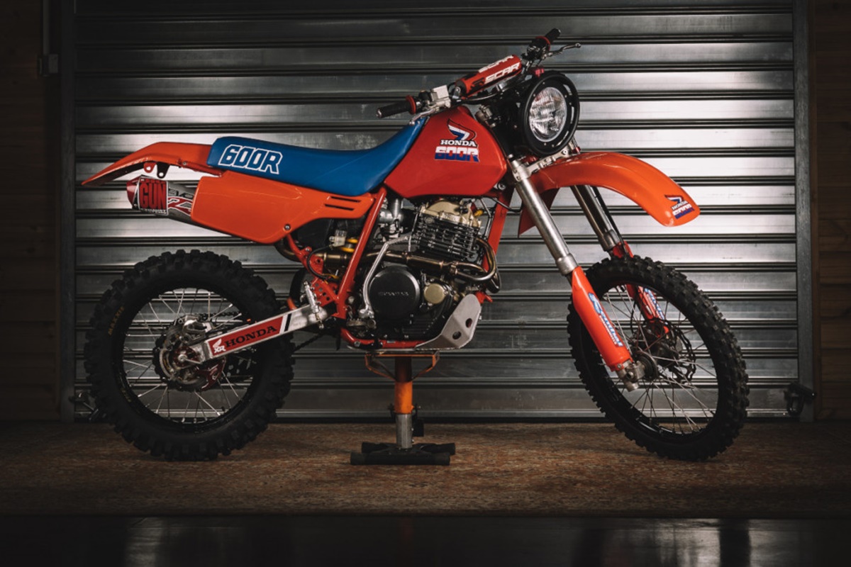 Honda XR600R 1997 Restomod