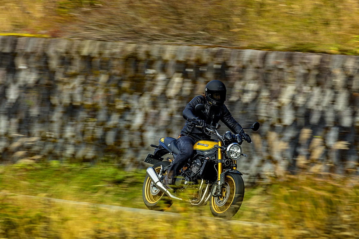 Kawasaki Z900RS SE 2023