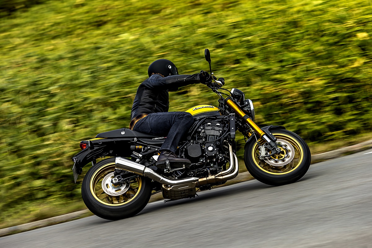 Kawasaki Z900RS SE 2023