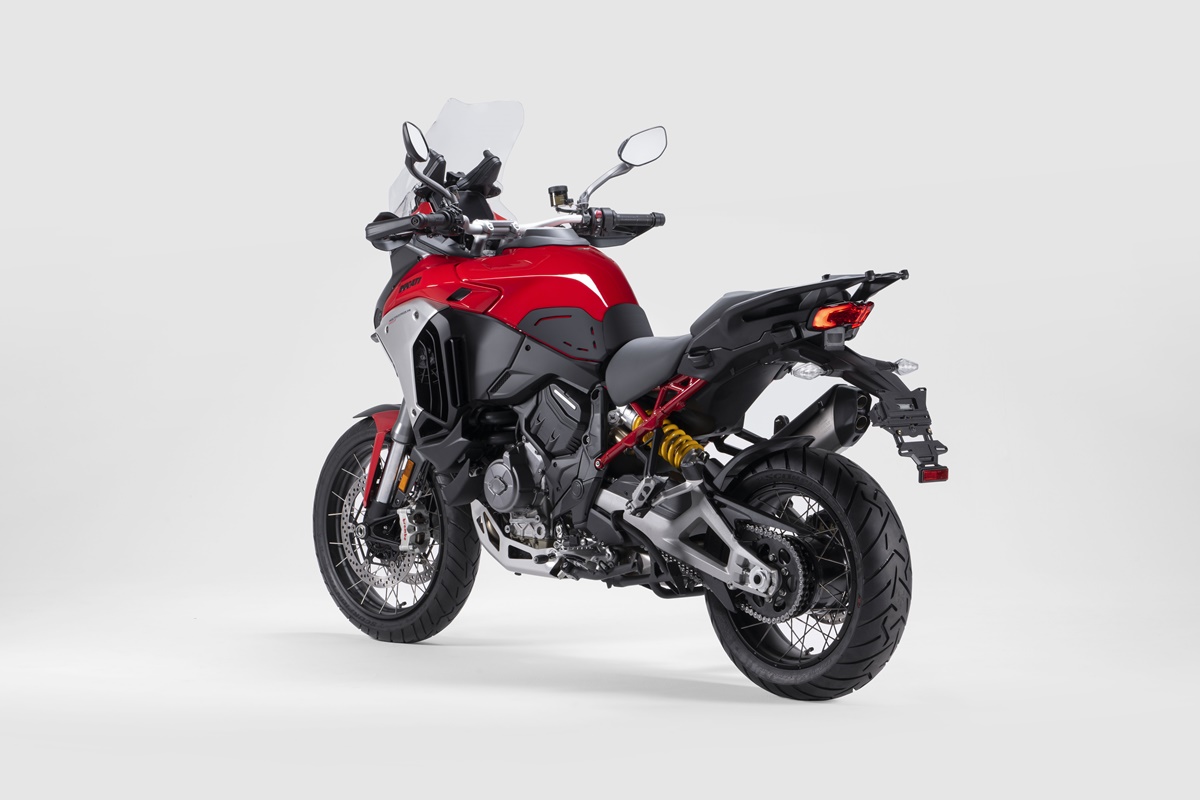 my23_ducati_multistradav4_rally_188_uc437437_high