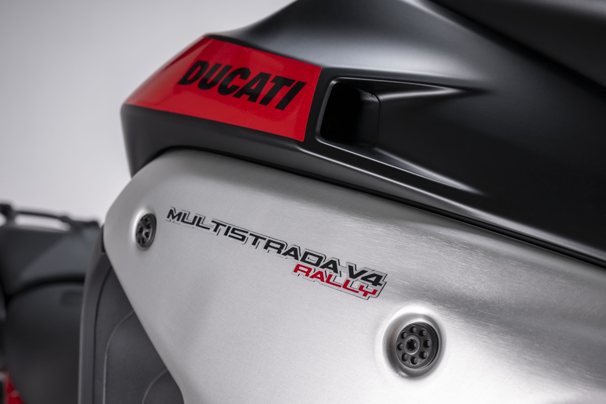my23_ducati_multistradav4_rally_233_uc437485_high