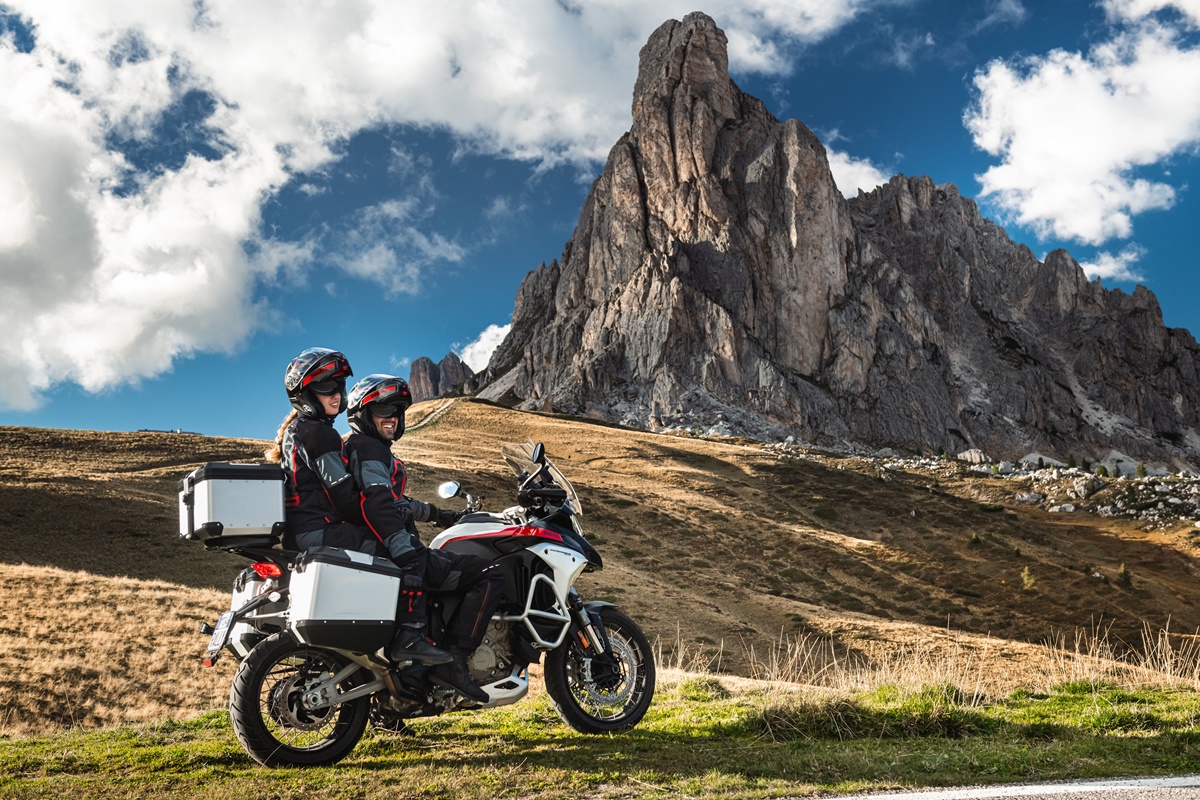 my23_ducati_multistradav4_rally_256_uc437622_high