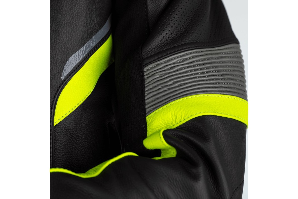 Nueva chaqueta RST Sabre