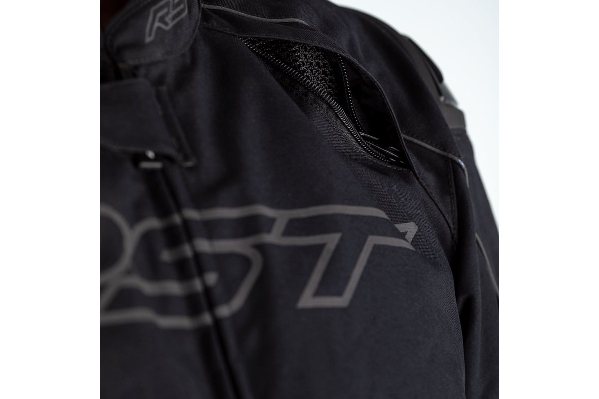 Nueva chaqueta RST Sabre