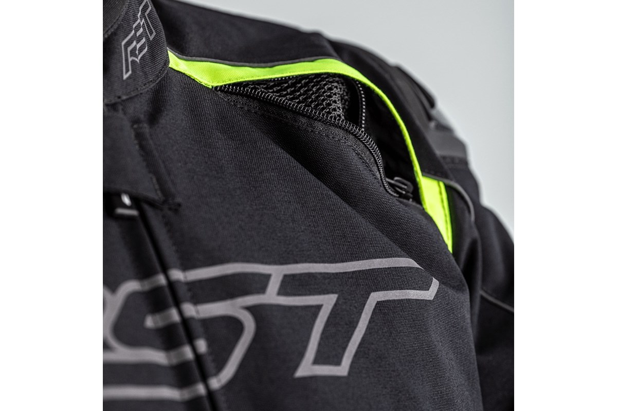Nueva chaqueta RST Sabre