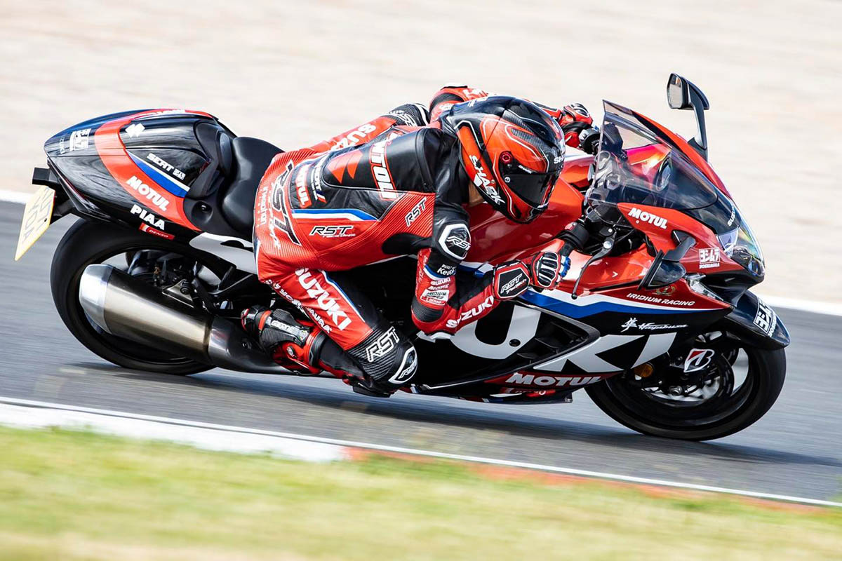 Sylvain sacando todo el jugo a la Hayabusa