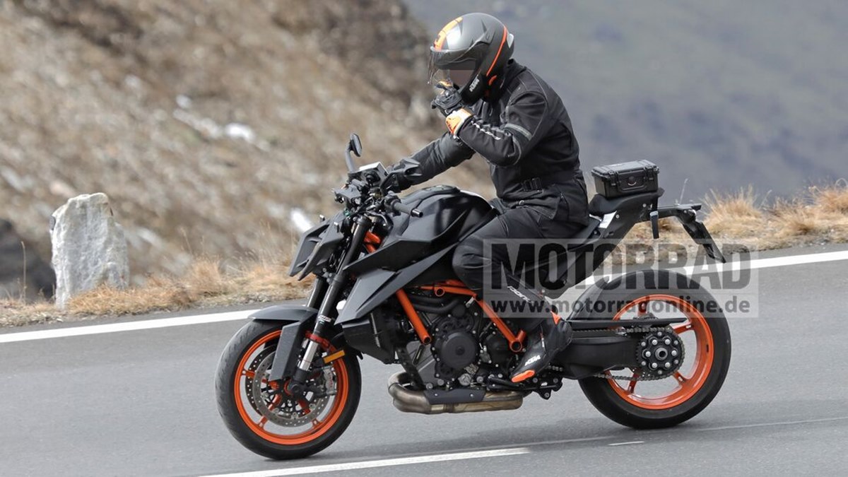 Nueva KTM 1290 Super Duke R 2023