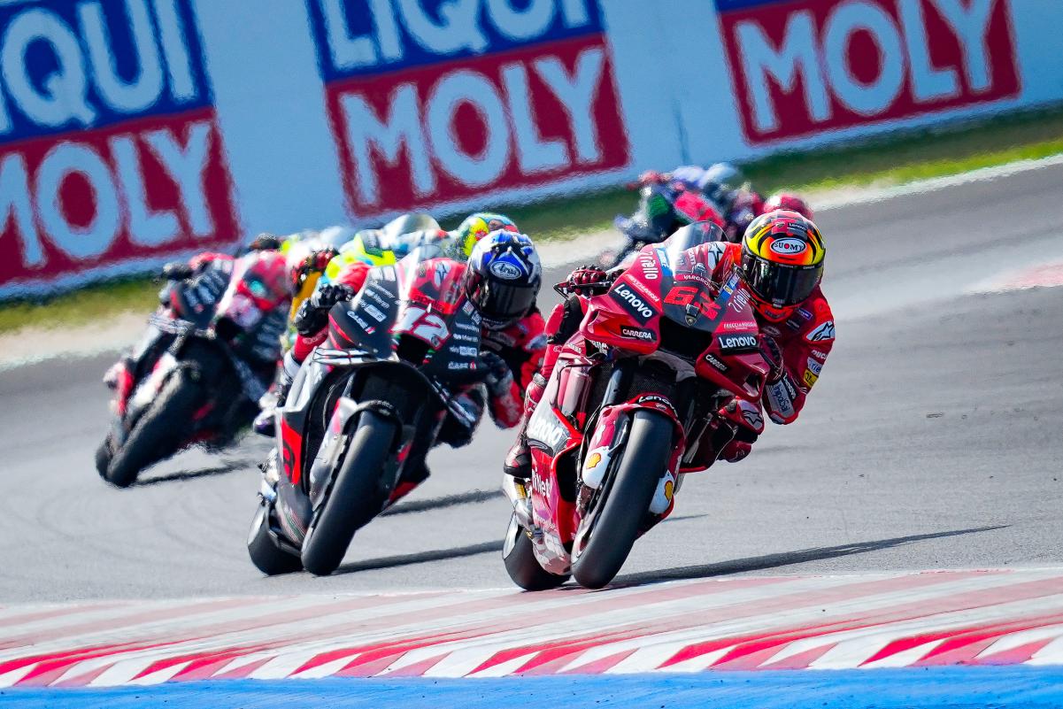 Malas noticias: DAZN seguirá en exclusiva con los derechos de MotoGP hasta 2027