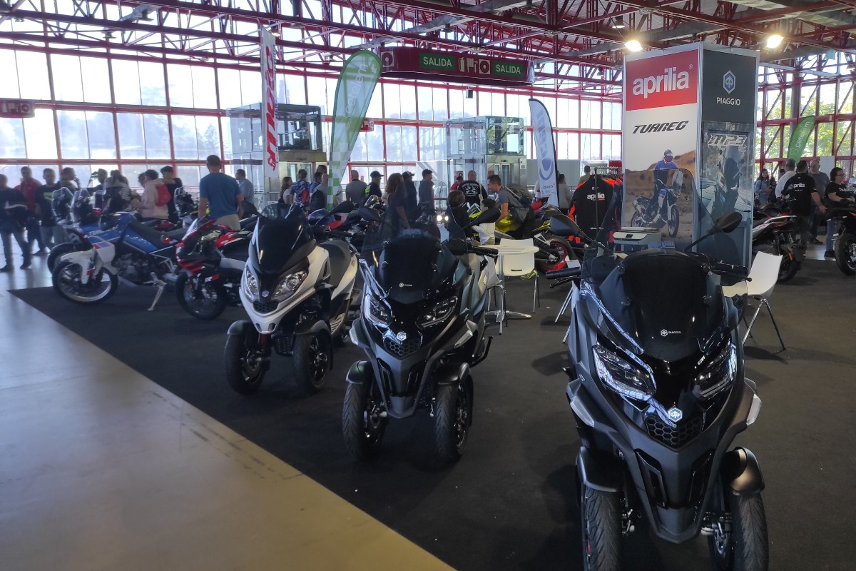 Espacio de Piaggio en la feria
