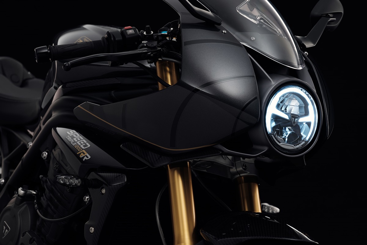 Triumph Speed Triple 1200 RR James Bond Edition