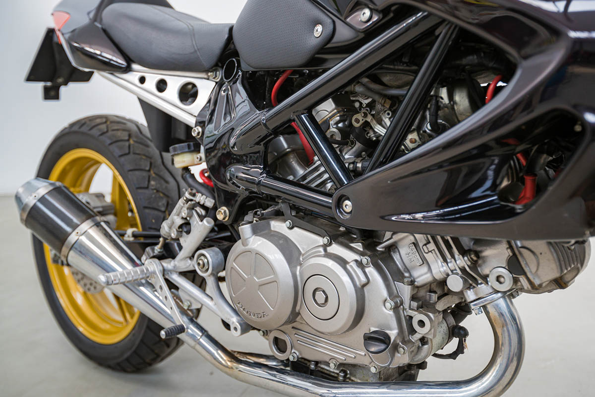 Moto del día: Honda VTR 250 - espíritu RACER moto
