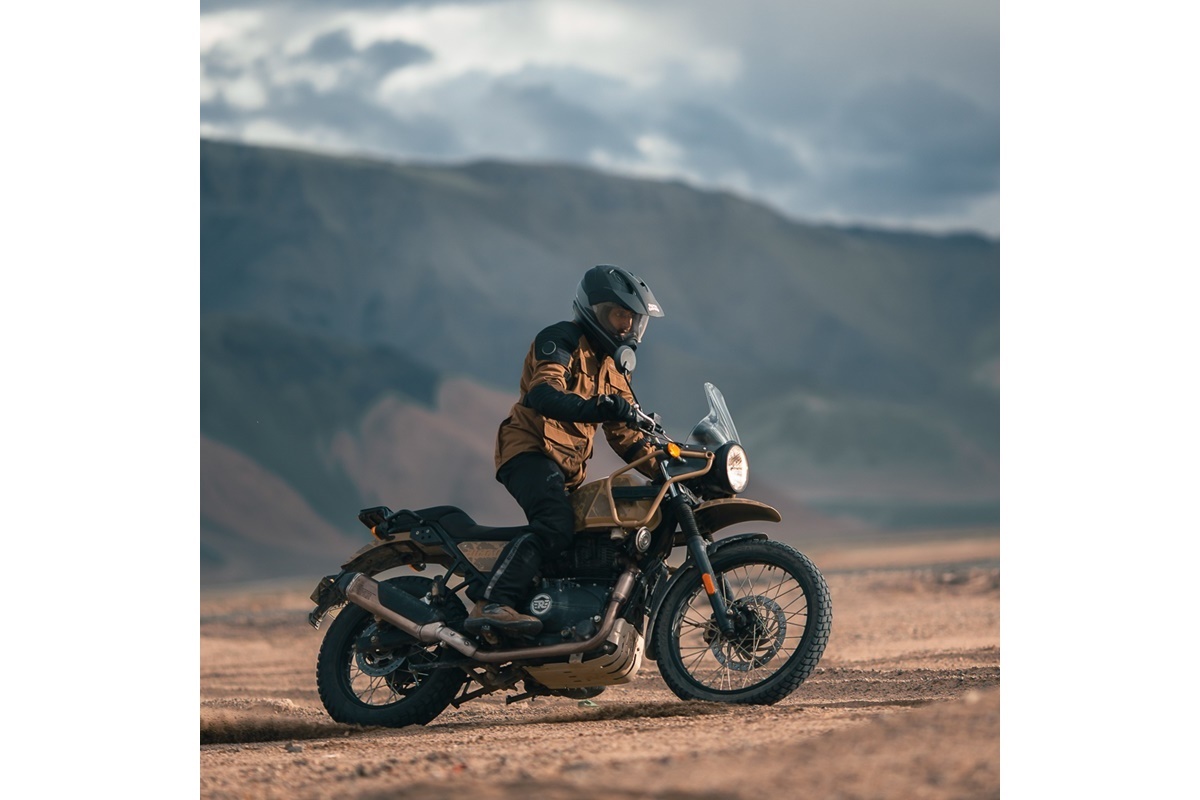 Royal Enfield Himalayan 2023 en acción