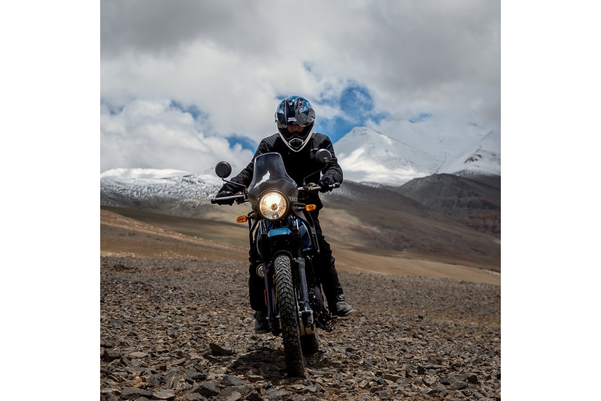 Royal Enfield Himalayan 2023 en acción