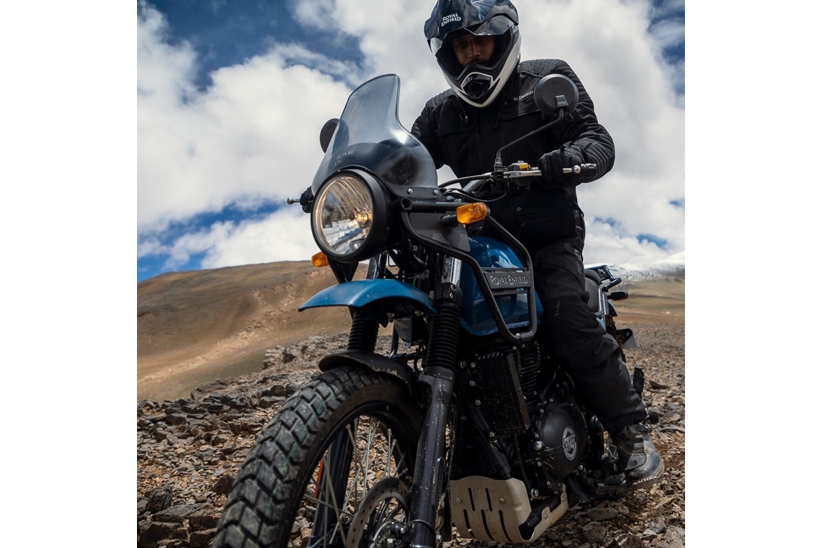 Royal Enfield Himalayan 2023 en acción